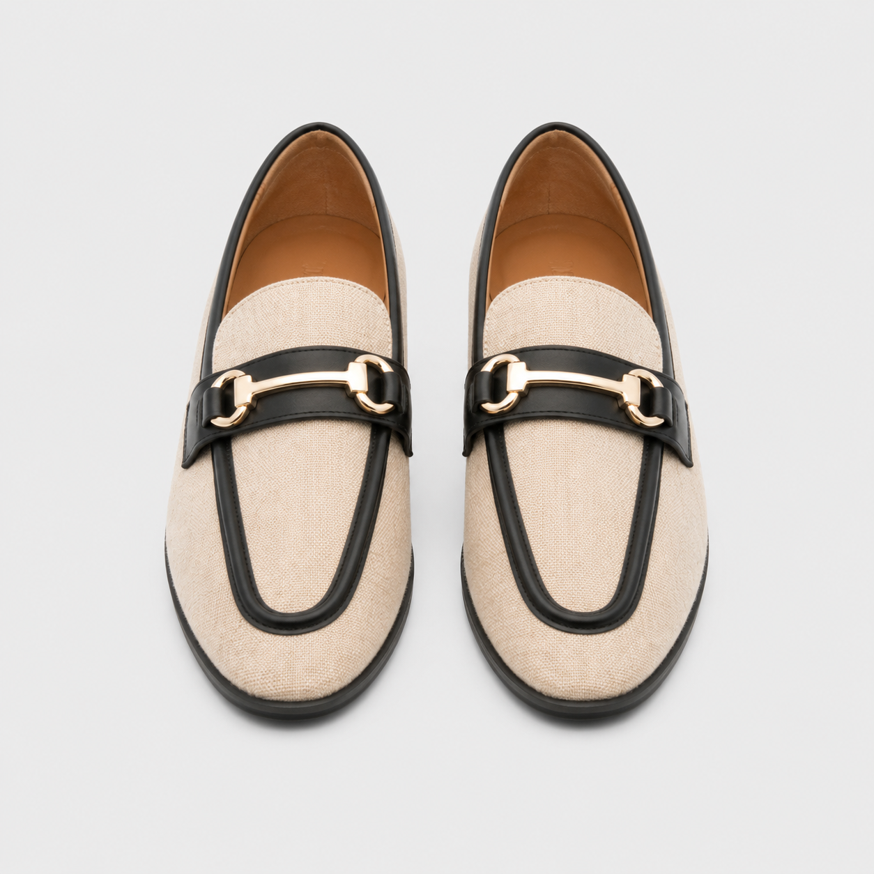 Mocassins écru et noir