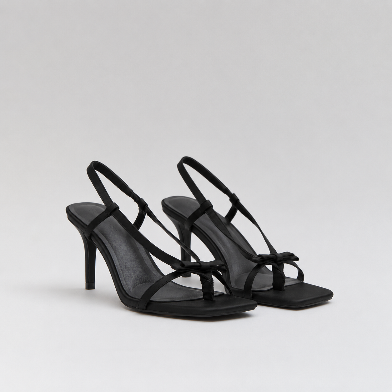Sandales noires à brides fines - Image 3